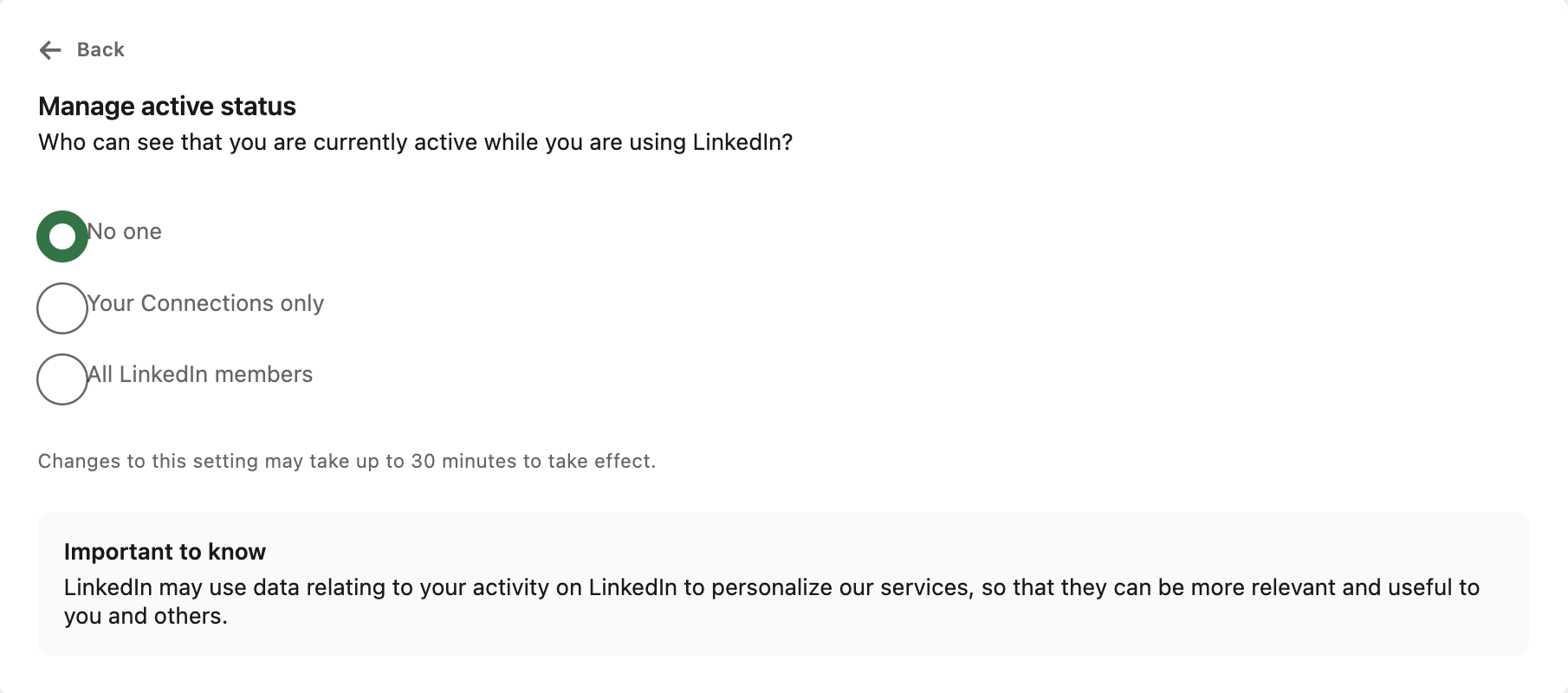 LinkedIn Settings, Manage active status: Who can see that you are currently active while you are using LinkedIn, with No one selected, and the note that changes may take up to 30 minutes
